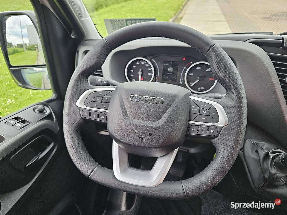 Iveco DAILY 35S18 L4H2 30 Aut 176pk blaszak 4x2 pomorskie