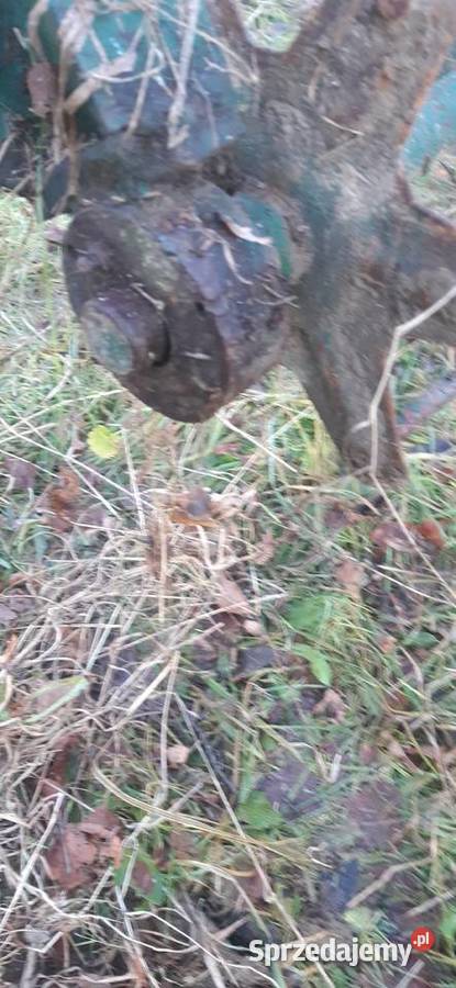 Kultywator agregat z wałkiem wałem