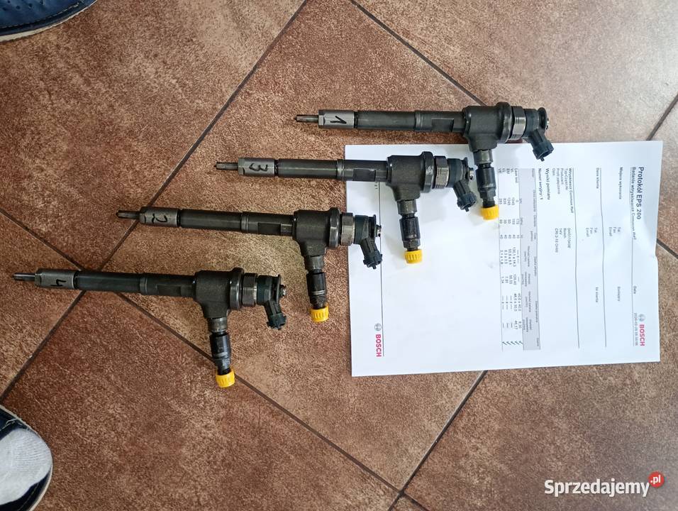 Wtryskiwacz 0445110408 valtra Fendt Massey Turkowice