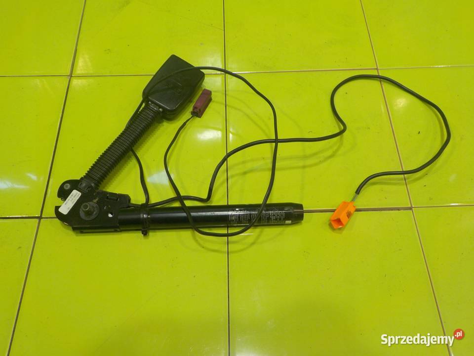 FOCUS C I LIFT 10r 5D napinacz zapinka pasa Suków