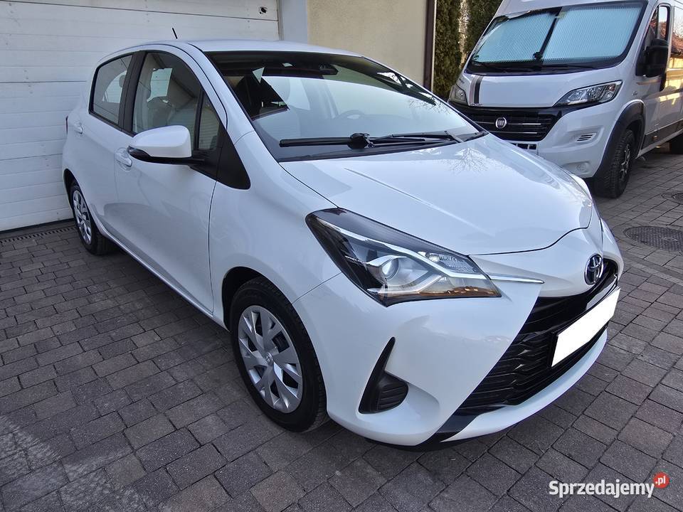 Toyota Yaris 10 73 2018 33 mazowieckie