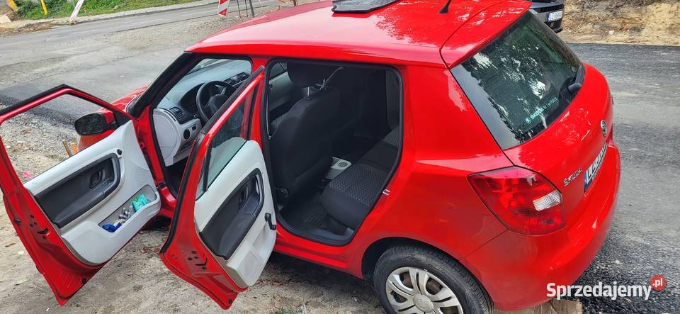 skoda fabia 14 gas sekfencja salon Polska ladny Rok produkcji 2013