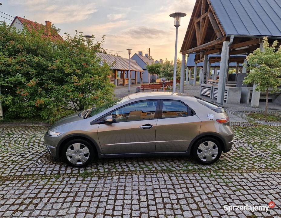 Honda Civic VIII 2006r 14Benz Klimatronik Niski Civic małopolskie