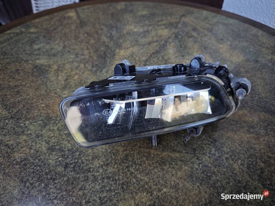 Lewy halogen przeciwmgielny LED Volkswagen osobowe