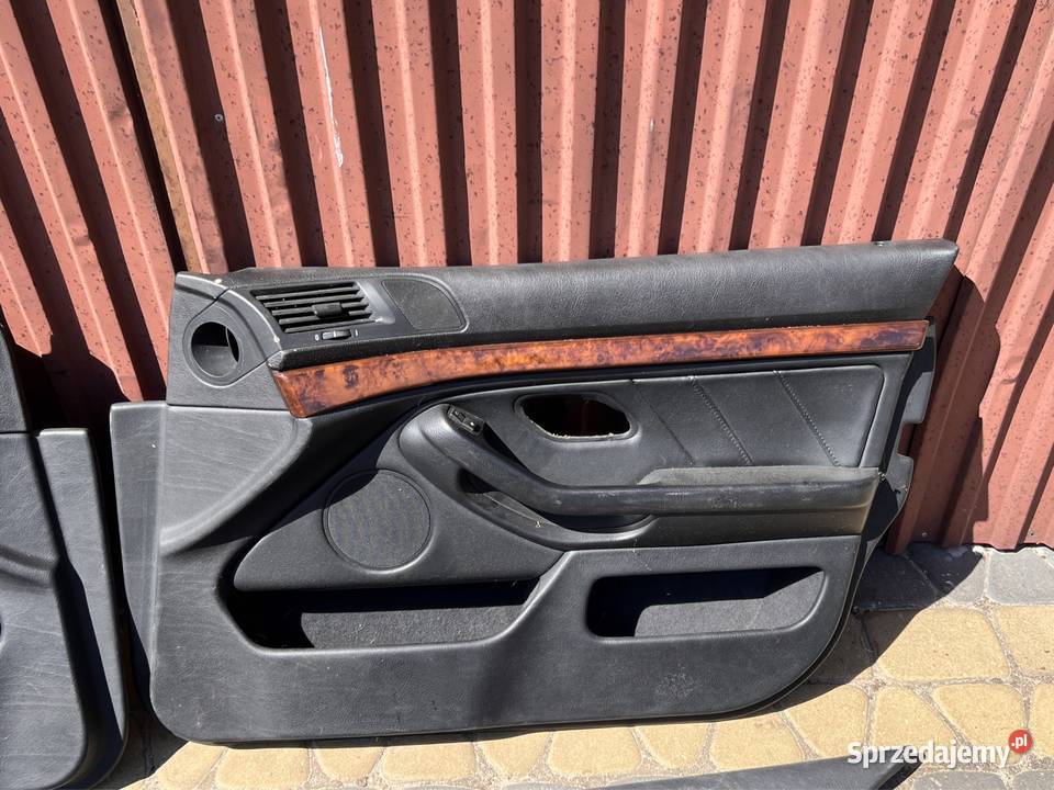 BMW E39 Boczki czarne skóra