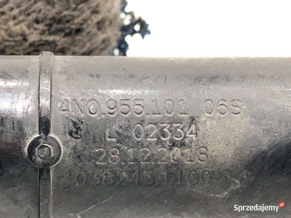 SPRYSKIWACZ REFLEKTORA LEWY PRZÓD AUDI A8 D5