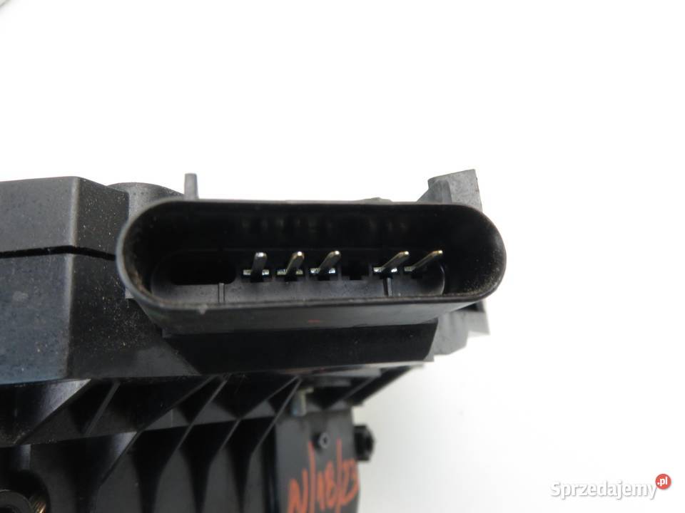 ZAMEK LEWY PRZEDNI VOLVO V60 I 31301737