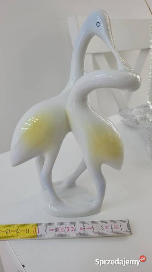 Porcelanowa figurka Ciechanowiec