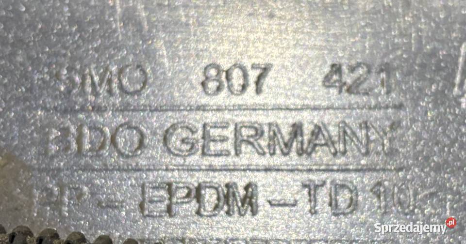 VW GOLF 5 V PLUS ZDERZAK TYŁ 5M0807421 5M0807521 Radom