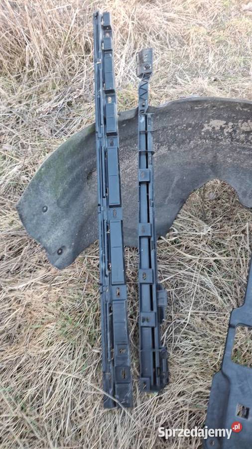 Ślizgi progu prawa strona bmw f01 f02 Rok produkcji 2013 dolnośląskie Spalona