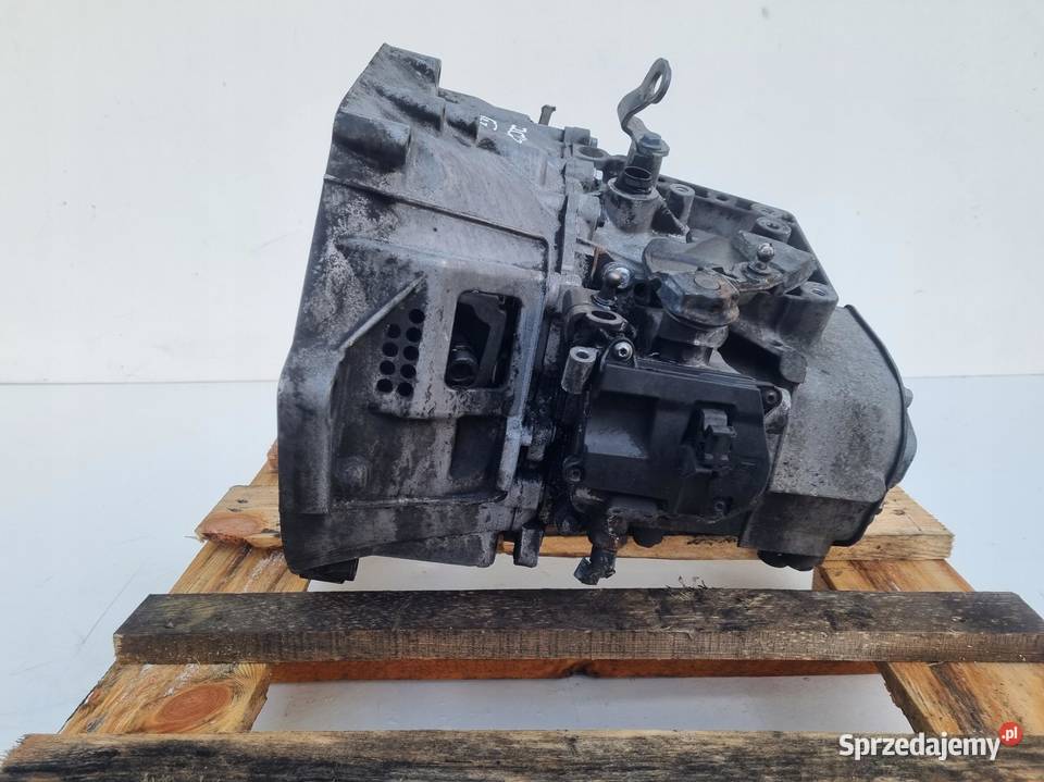 Peugeot 3008 16 EHDI MANUALNA SKRZYNIA BIEGÓW Rudka sprzedam