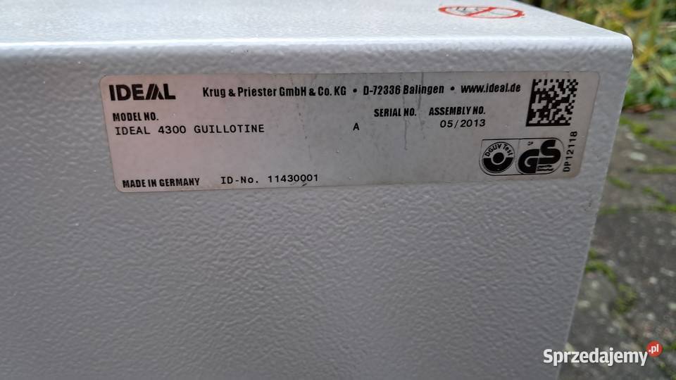 Ręczna Gilotyna do papieru IDEAL 4300 Biuro