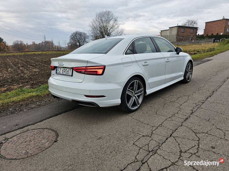 Audi a3 8v sedan 20tfsi 190 SLine skóry