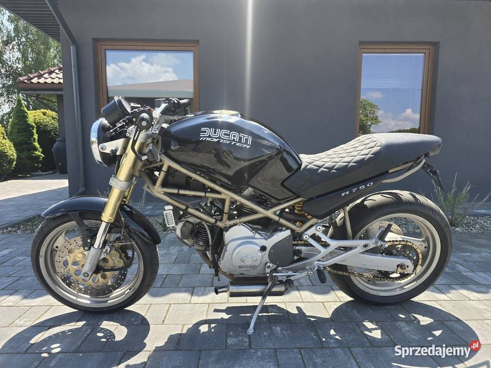 Ducati Monster 750 Serwisie Transport Ducati