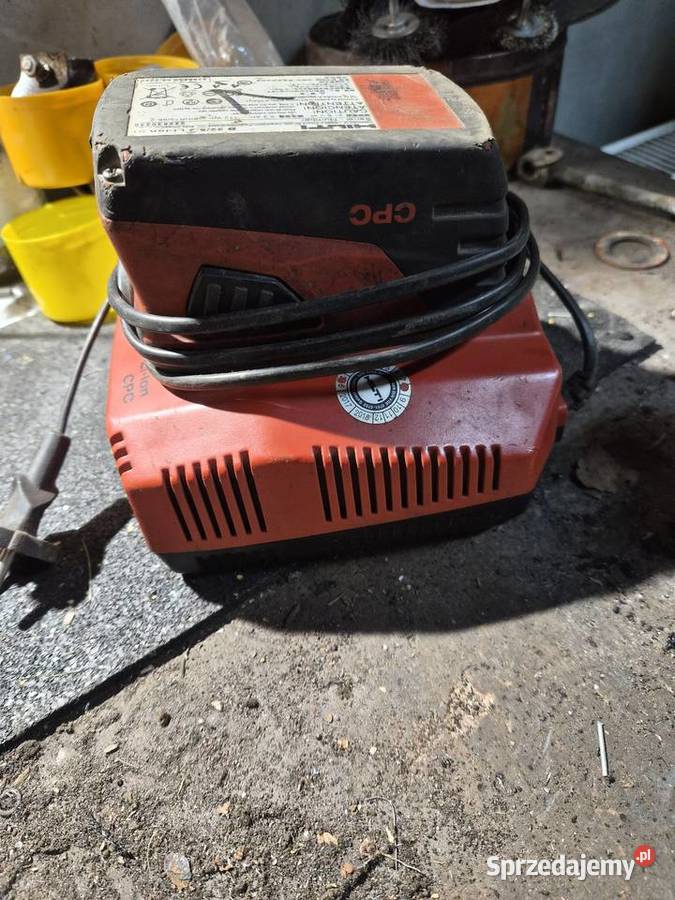 Sprzedam baterie i ladowarke hilti Złotów