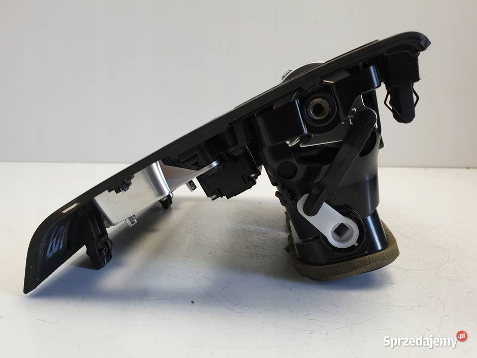 Range Rover Sport II L494 KRATKI NAWIEWU kratka osobowe Rudka