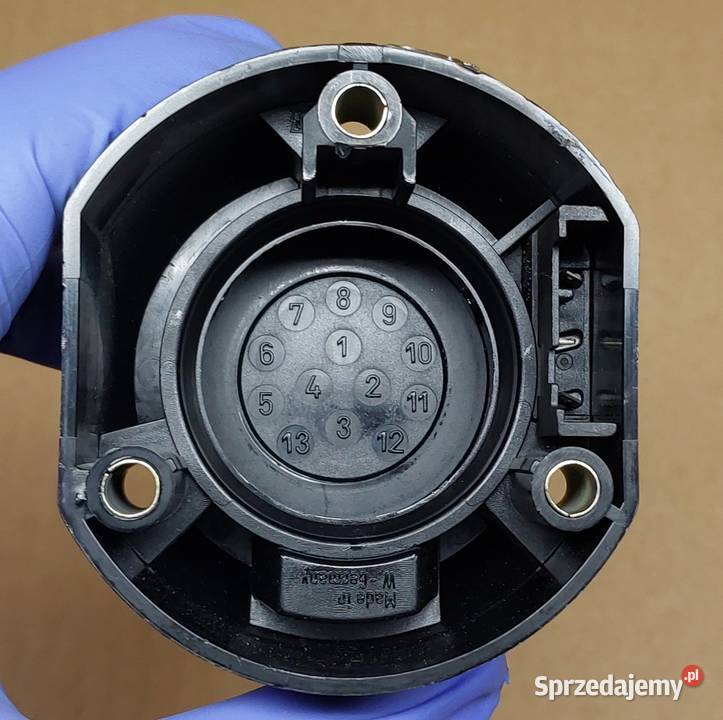 OBUDOWA GNIAZDO HAKA 13 PIN VW AUDI Pozostałe