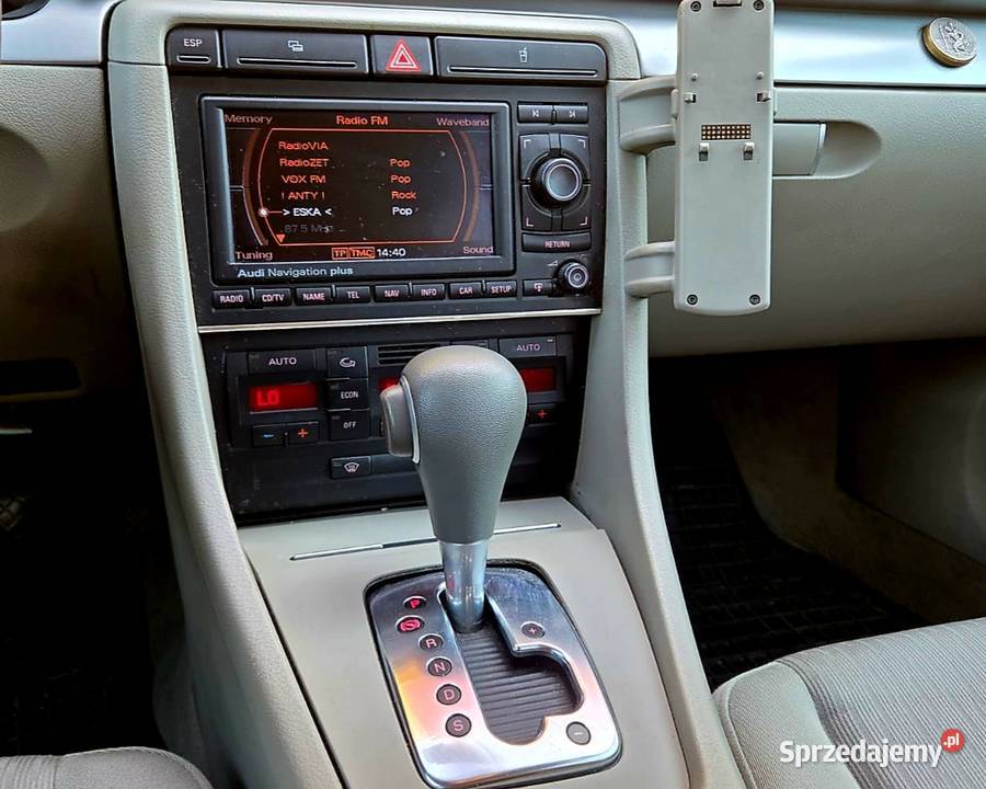 Audi a4b7 Klimaoryginalny przebieg 182 automatyczna Rzeszów sprzedam