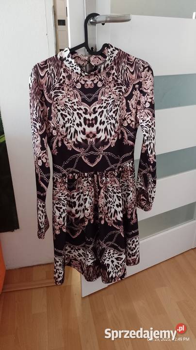 Sukienka dziewczęca piekna śląskie Jastrzębie-Zdrój