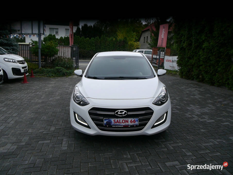 Hyundai i30 16d Stan B 100bezwypadkowy 1wł z czujnik deszczu śląskie