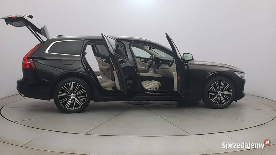 Volvo V60 VOLVO V60 B4 B Inscription aut Z Warszawa