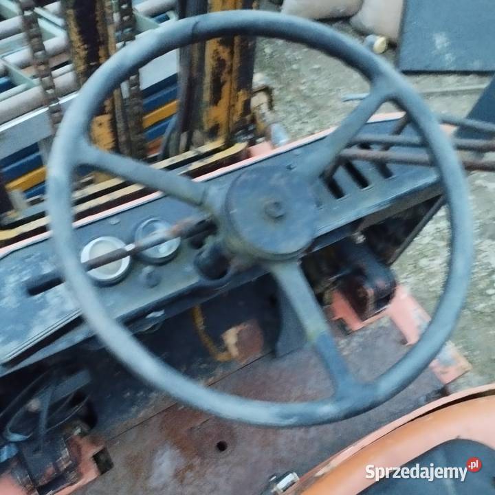 Wozek widlowy uszkodzony Toyota diesel Boronów sprzedam