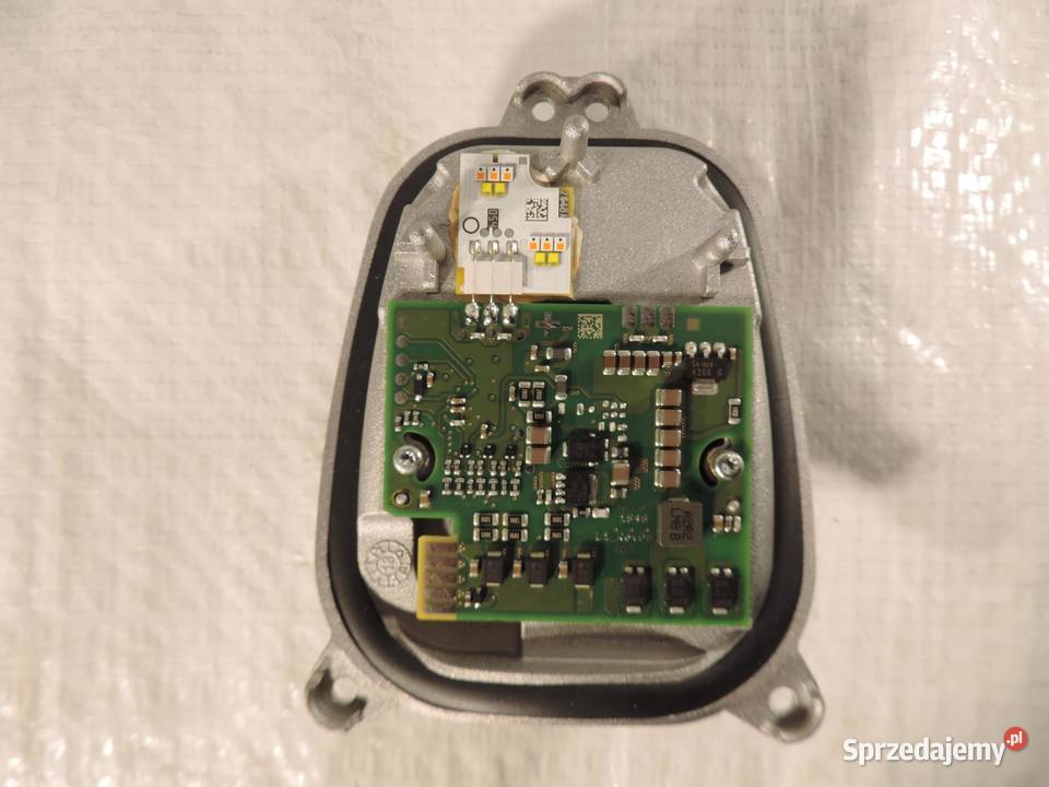 MODUŁ LAMPY LED JEŻ OPEL INSIGNIA B 39050381