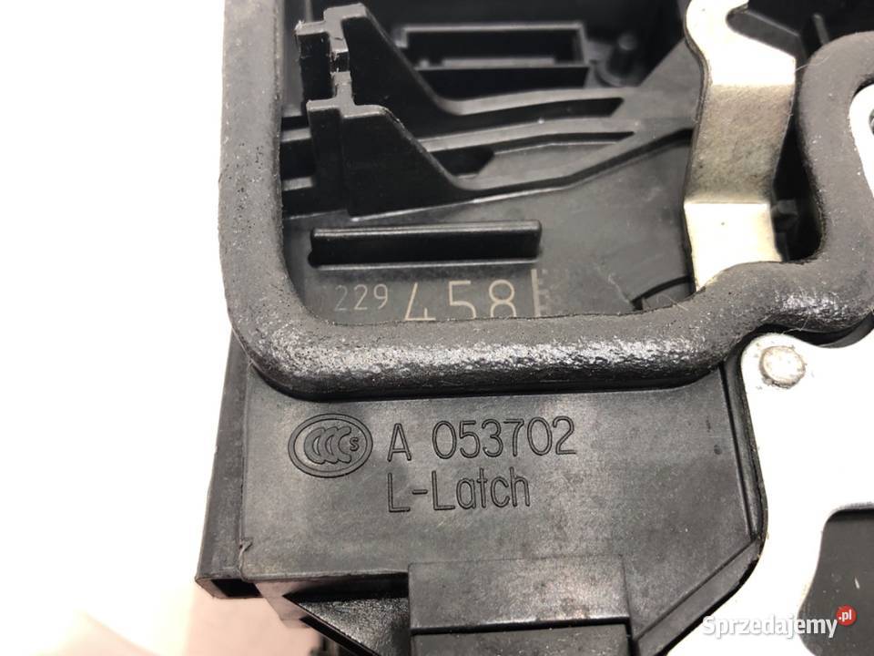 ZAMEK DRZWI PRAWY PRZÓD BMW F30 SedanLimuzyna sprzedam