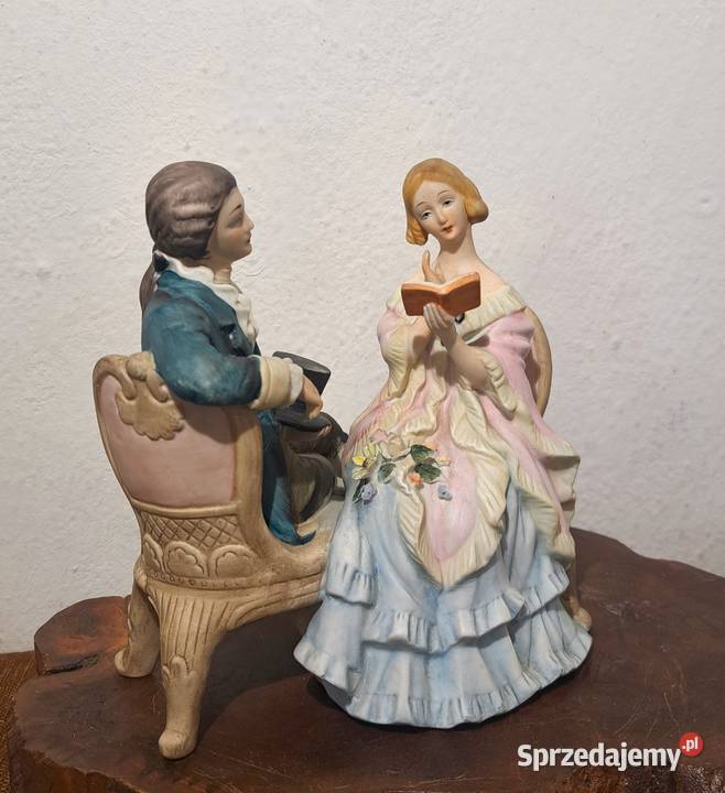 figurka porcelanowa dworskiej pary