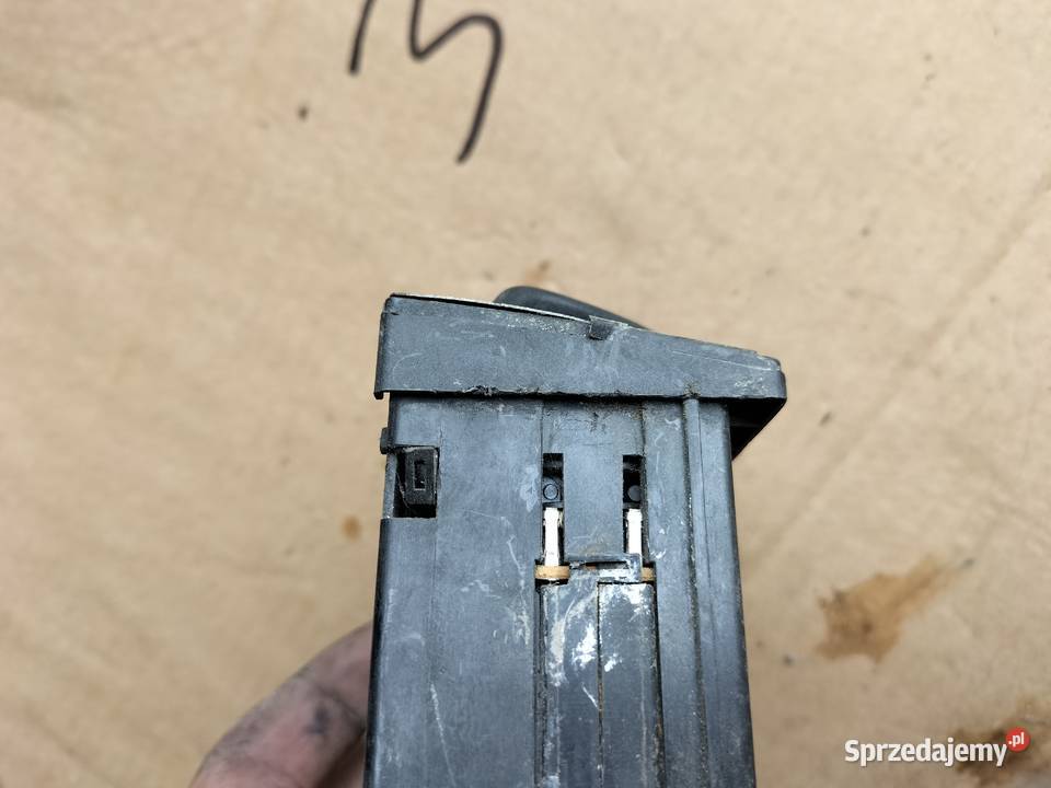 GOLF III 1H6941531A WŁĄCZNIK PRZEŁĄCZNIK ŚWIATEŁ Kamień-Kolonia