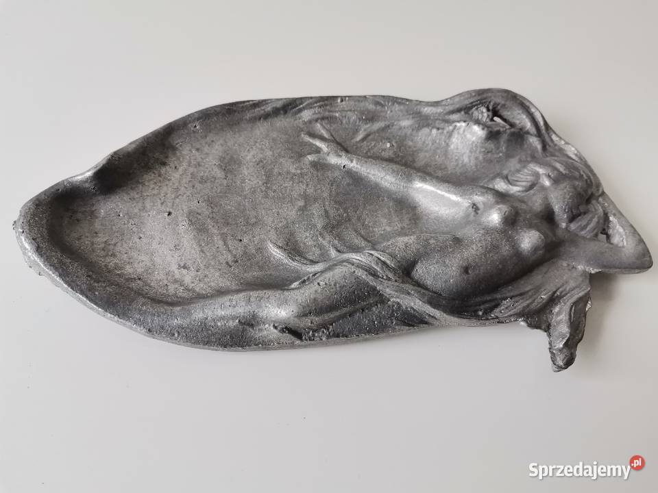 Stara metalowa popielniczka Akt Secesja Katowice