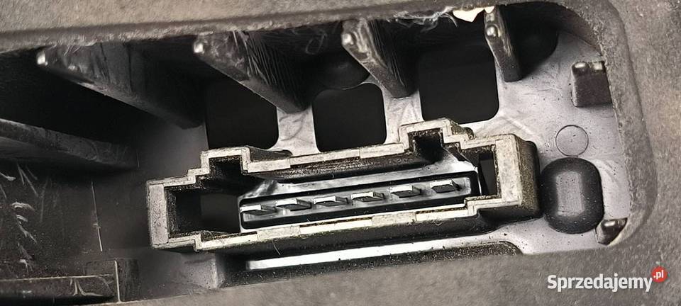 LAMPA LEWA TYŁ SKODA OCTAVIA III 18531101 osobowe Lipno sprzedam