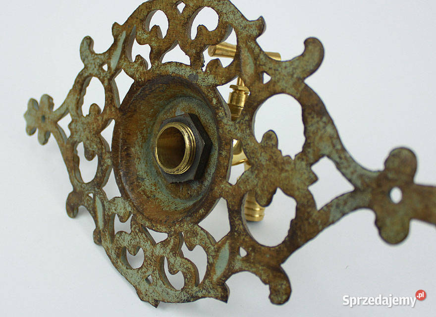 Żeliwna rozeta maskownica z kranem na ścianę Poznań