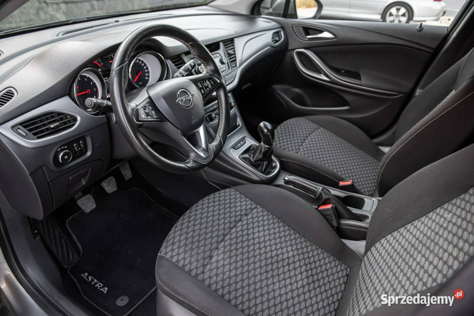Opel Astra 10T 105 Super Stan Zadbana Opłacona K kurtyny powietrzne Zwoleń
