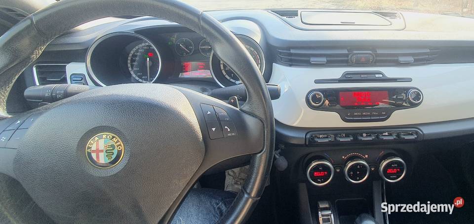 Alfa Romeo Giulietta 14 170 Automat TCT Łopatki Samochody osobowe Rzeszów sprzedam