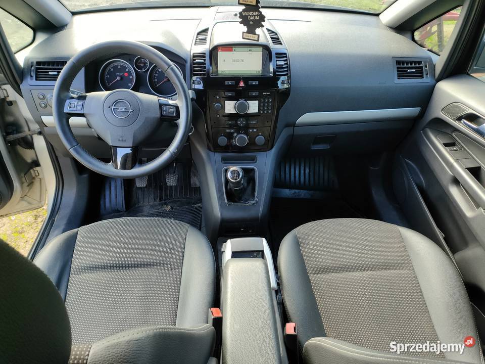 Opel Zafira B lifcie 17CDTI 110 2009r 281 klimatyzacja
