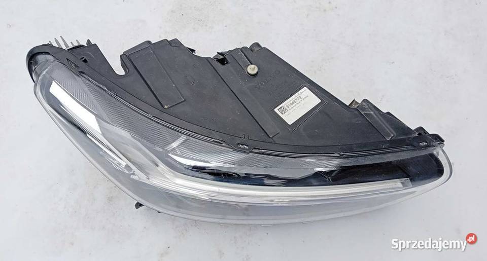 Volvo XC40 Full Led reflektor lampa prawy przód Przeźmierowo