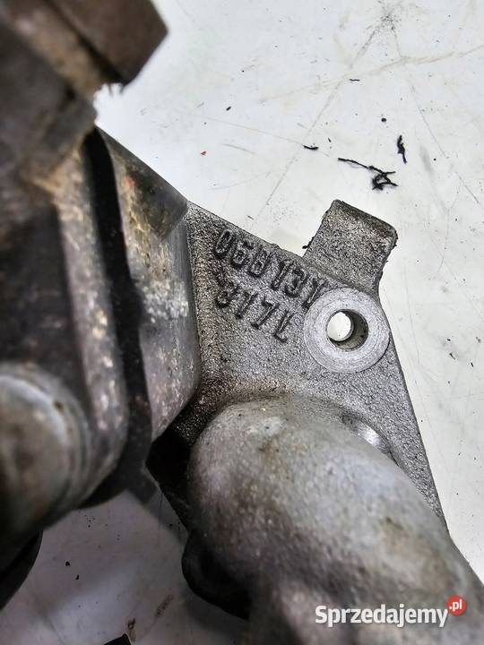ZAWÓR EGR AUDI A4 B6 B7 16 FSI 06B131817L śląskie Przystajń