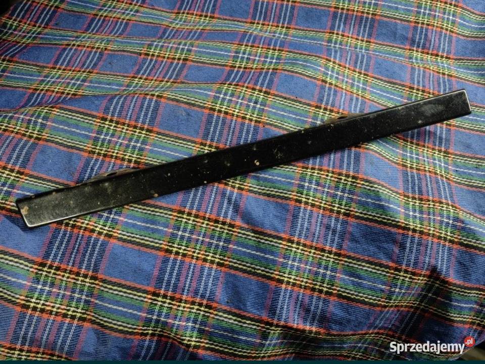 Blenda prawej lampy BMW E38 przed lift Pozostałe Żory