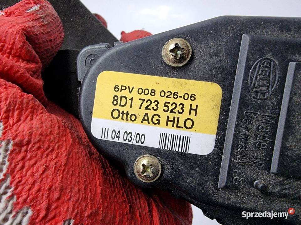 PEDAŁ AUDI A6 C5 8D1723523H osobowe Lipno