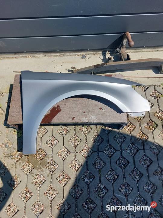 Prawy Błotnik Audi a3 8v lift 2016 pomorskie