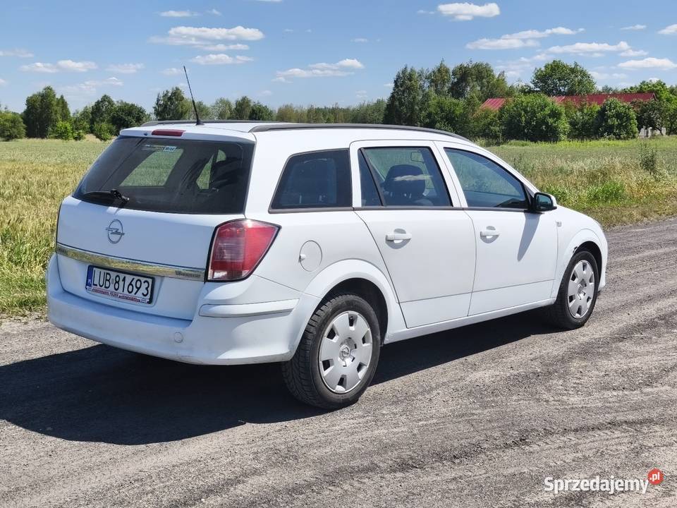 Opel Astra 2005 16 benzyna 238 przebiegu manualna lubelskie Łuków