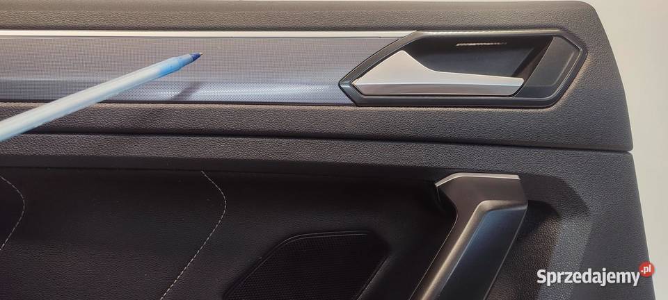 VW TIGUAN II BOCZEK DRZWI LEWY TYŁ 5NA867211N