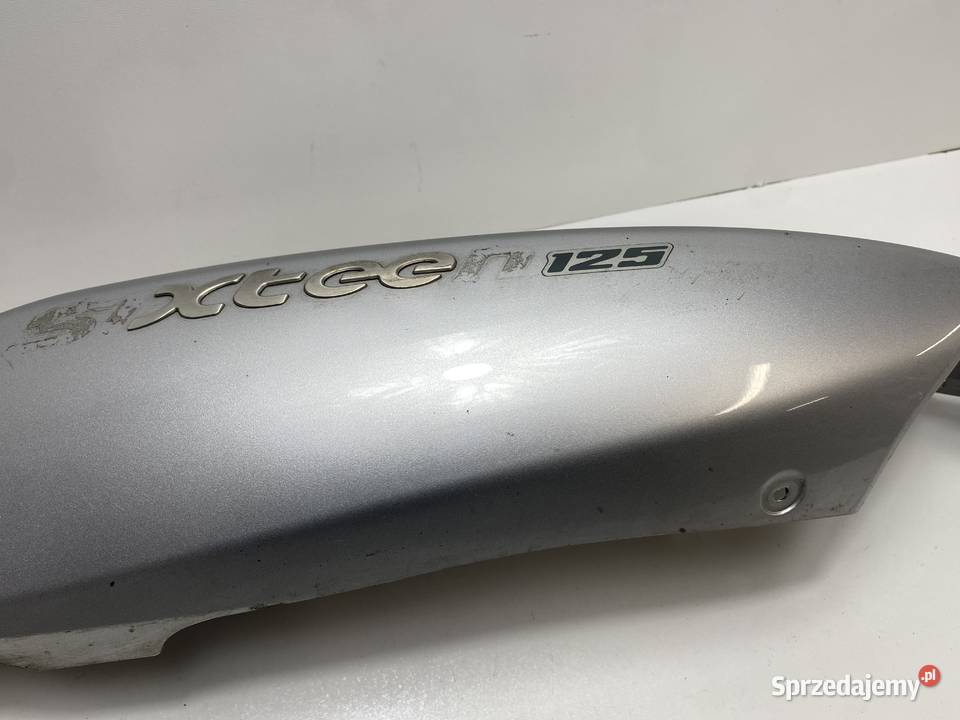 SUZUKI SIXTEEN UX125 OWIEWKA BOCZEK PRAWY OGON Siedlce