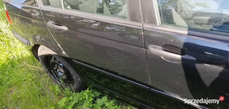 Bmw e46 drzwi tylne prawe sedan kolor czarny łódzkie Aleksandrów Łódzki