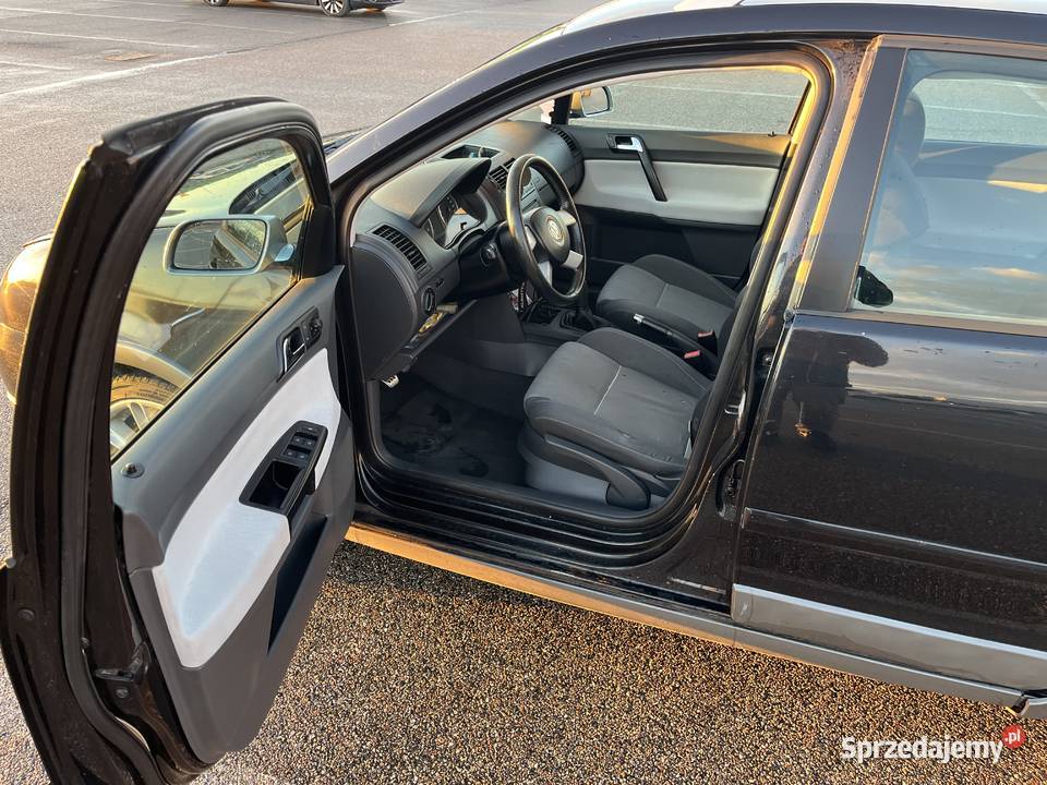 Volkswagen Polo FUN 19 TDI CROSS Rok produkcji 2004