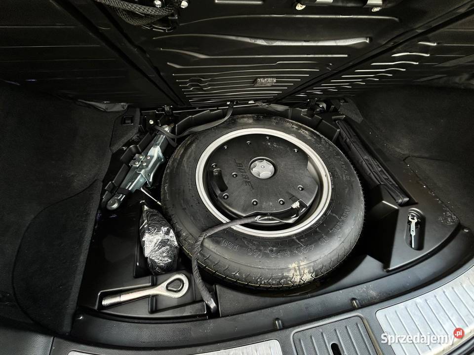 Infiniti QX70 uszkodzony silnik panewki 37 L V6 automatyczna Szczecin