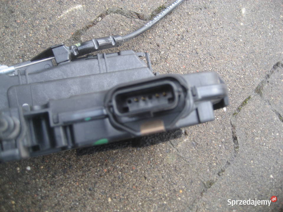 opel vivaro b trafic iii 1421r zamek drzwi przód wielkopolskie Rakoniewice