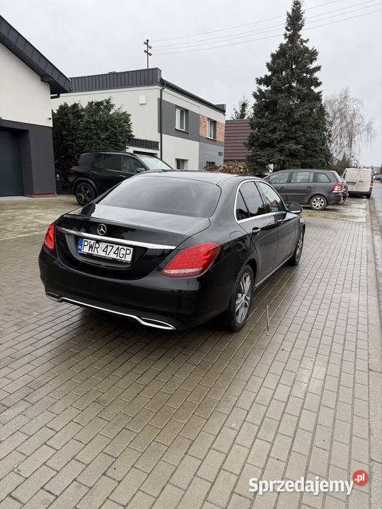 Mercedes benz Cklasa w205 16 diesel automat 2 Rok produkcji 2018 Września sprzedam