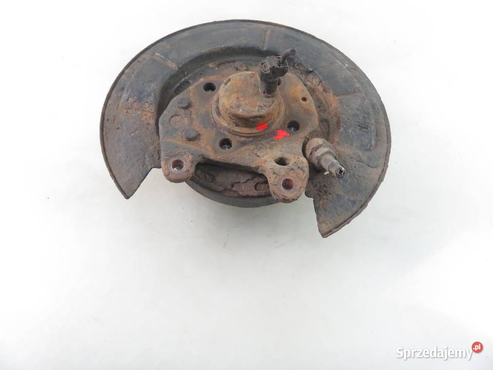 PIASTA TYLNA PRAWA TOYOTA COROLLA Verso E12 22